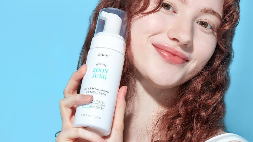 ETUDE SoonJung pH 6.5 Whip Facial Cleanser